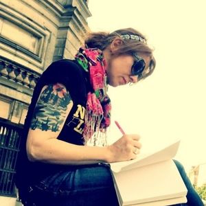Meet your Posher, Angela